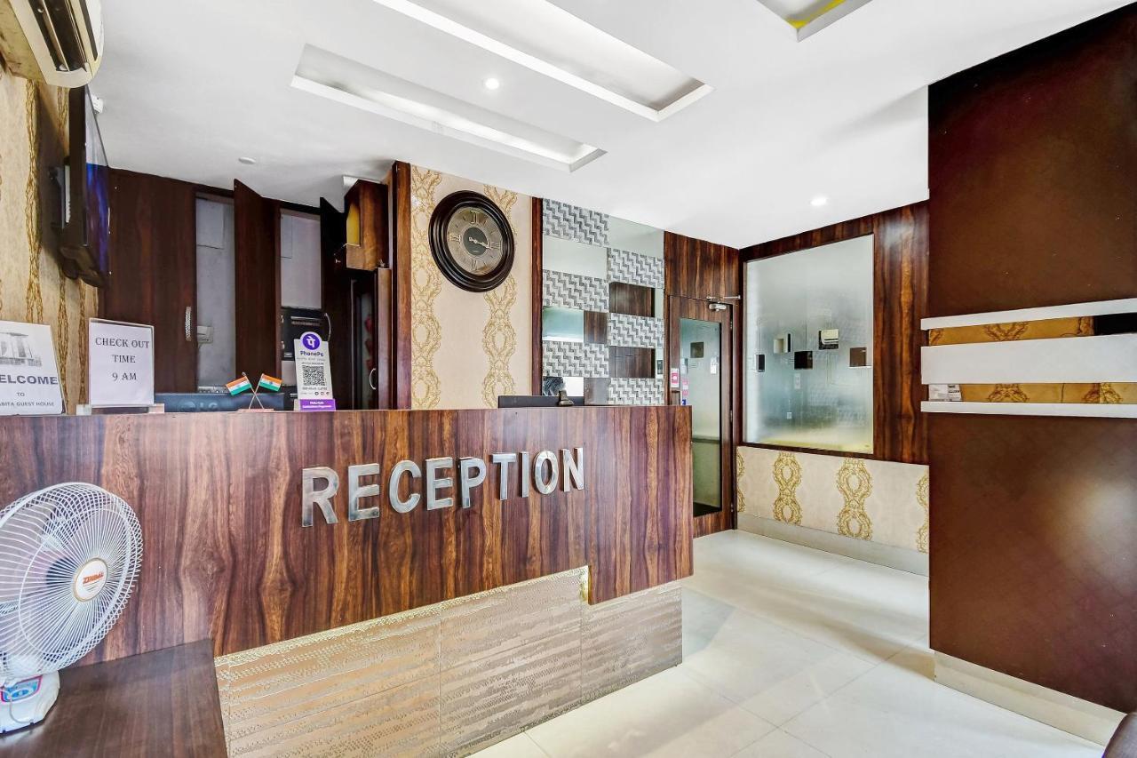 Capital O Kabita Guest House Near Acropolis Mall Колката Екстериор снимка
